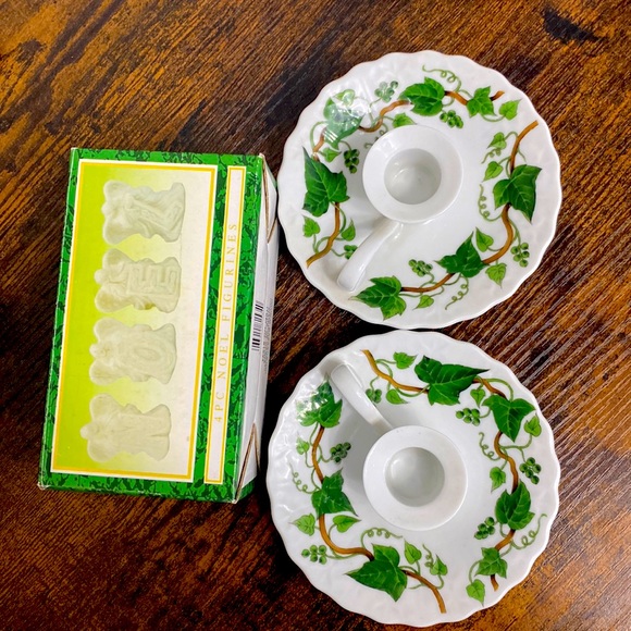 Christmas Noel Decor: Angel and holder’s candel - Picture 1 of 4